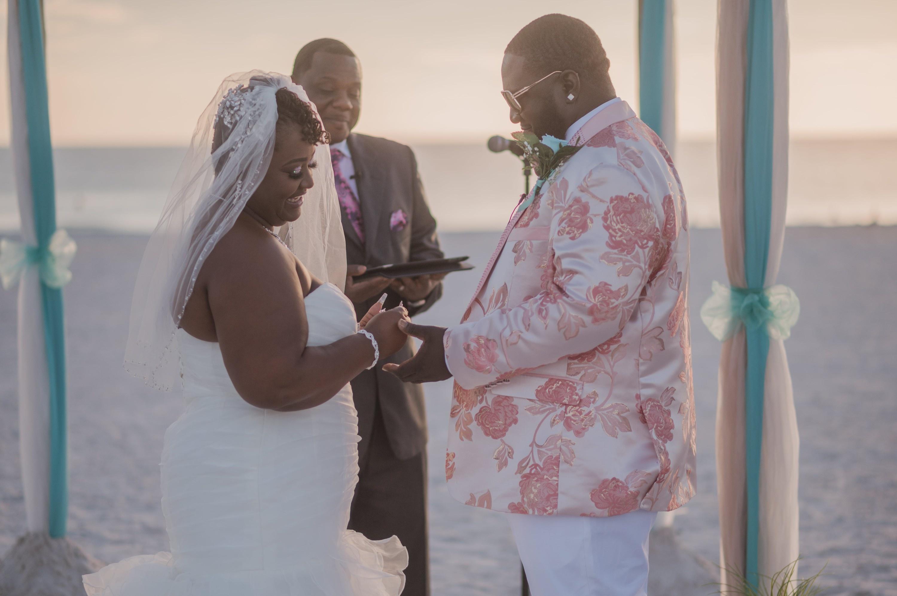 carousel-hero-element image-2