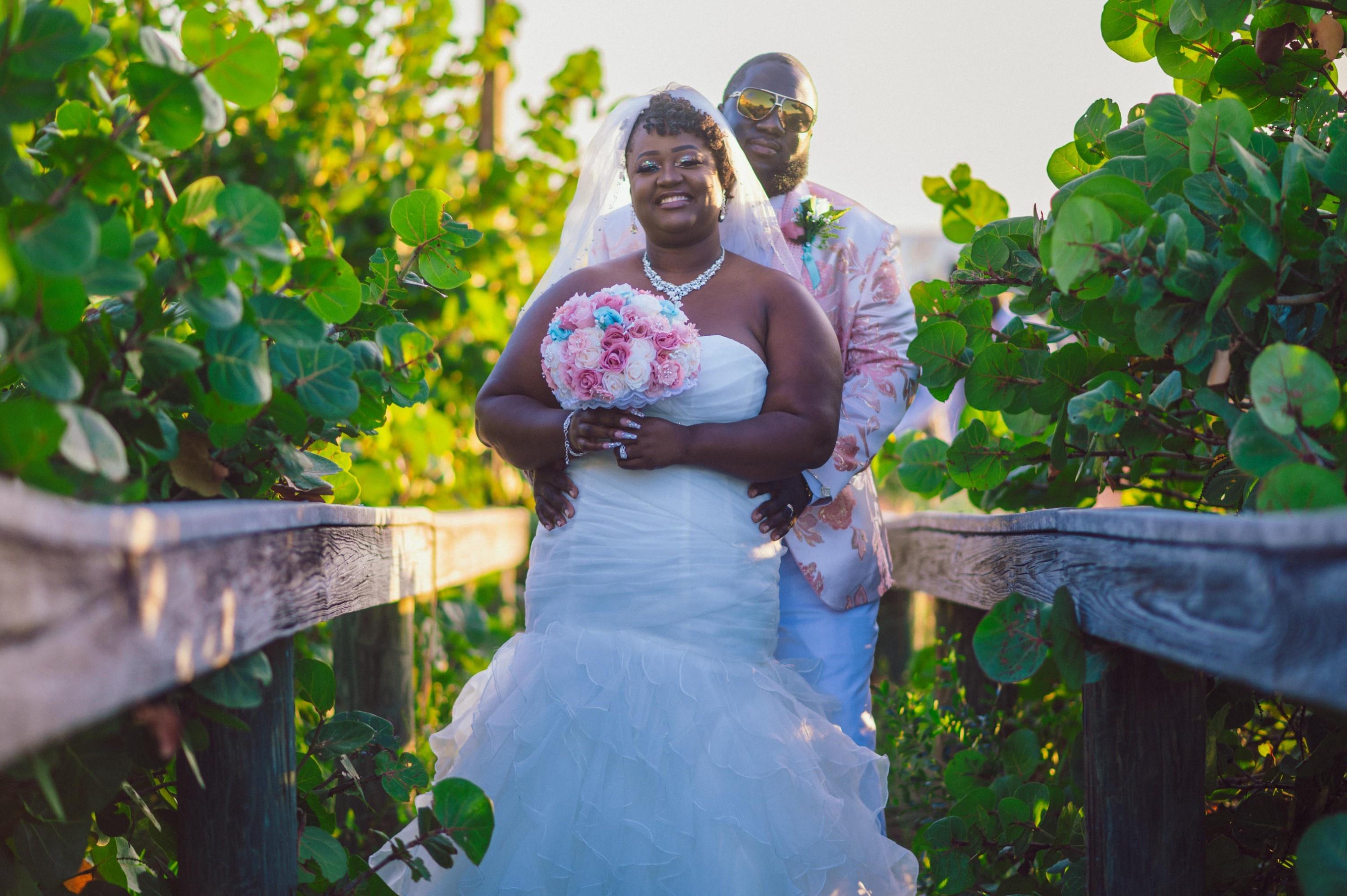 carousel-hero-element image-1